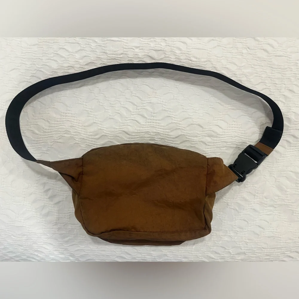 Baggu Fanny Pack - Picture 5 of 8